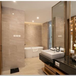 3 Bedrooms Family Corner Villa
